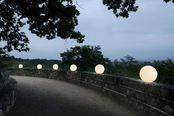 Lampe de sol GLOBO (50) lumière glossy