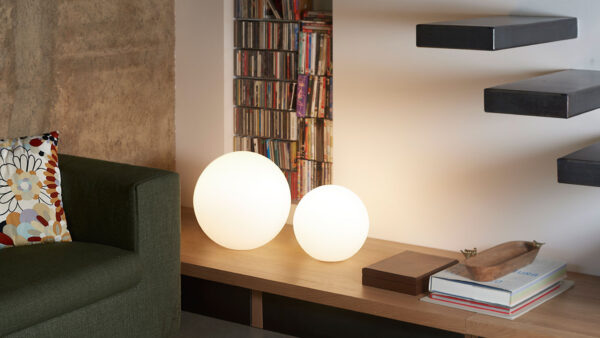 Lampe de sol GLOBO (60) lumière glossy