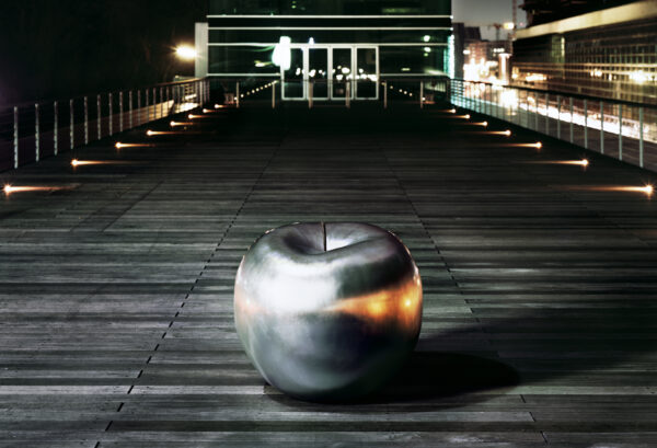 pomme metal chrome